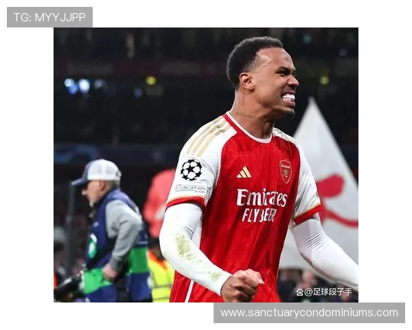 阿利松国家队首秀表现稳健，助力巴西队稳固防线