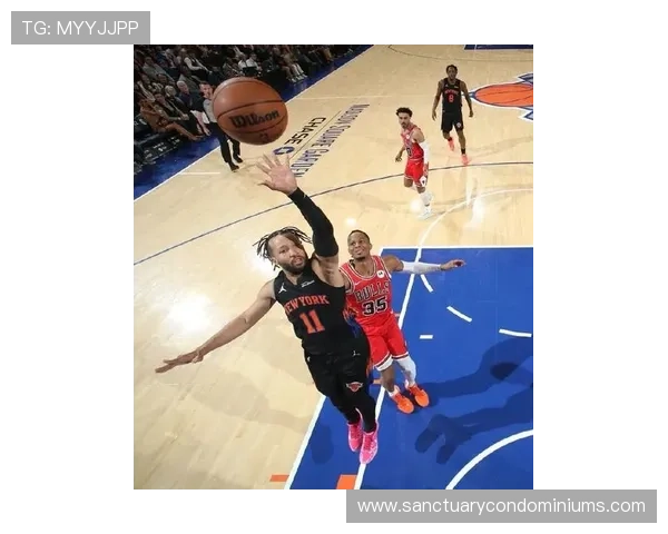 杰伦·布伦森利用挡拆拉开空位提升得分效率明显超过队内其他后卫